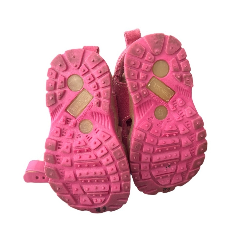 Cherokee Sandals - Picture 2 of 6